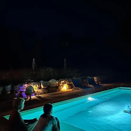 Dans Maison D'hote Dans Un Ecrin De Verdure *